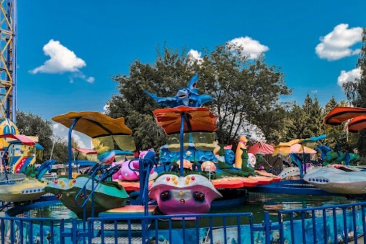 Мэрия Челнов потратит 4,6 миллиона рублей на «чайную» карусель в парке Победы