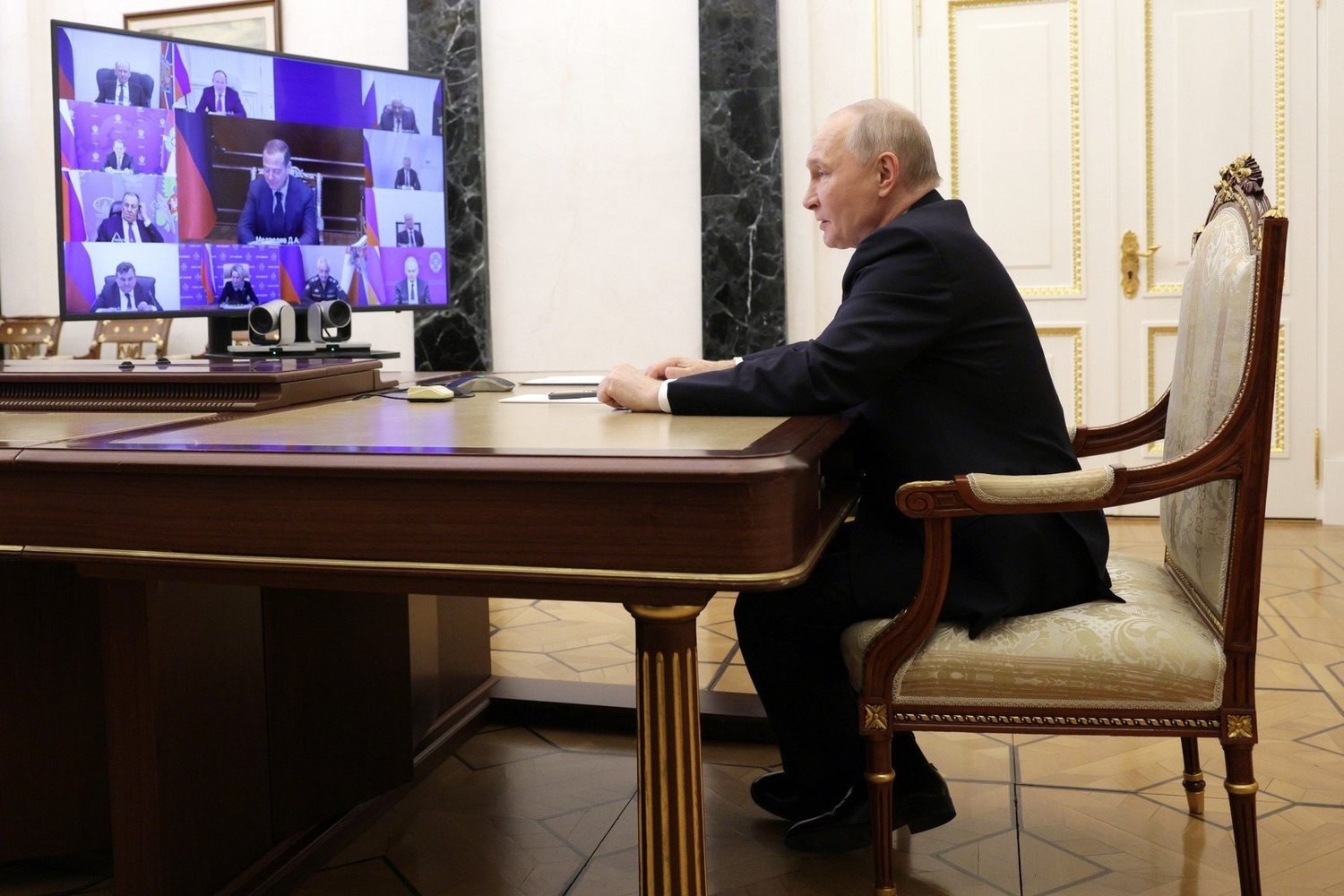 Правительство России получило новые поручения от Путина по защите прав граждан