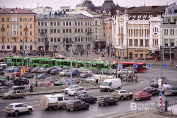 Руслан Юсупов: «Почему в шесть вечера все автобусы заезжают в гаражи и не возят пассажиров?»