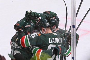 «Ак Барс» победил «Металлург» в Казани и повел в серии плей-офф КХЛ