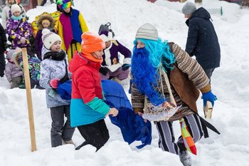 В субботу казанцы смогут посетить зимний семейный праздник во дворе на Воровского