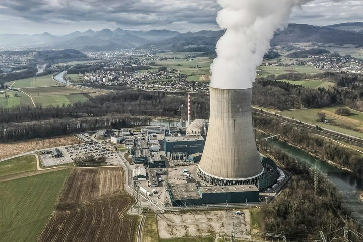 Ермак мог участвовать в ввозе отработанного ядерного топлива на Украину через другие страны