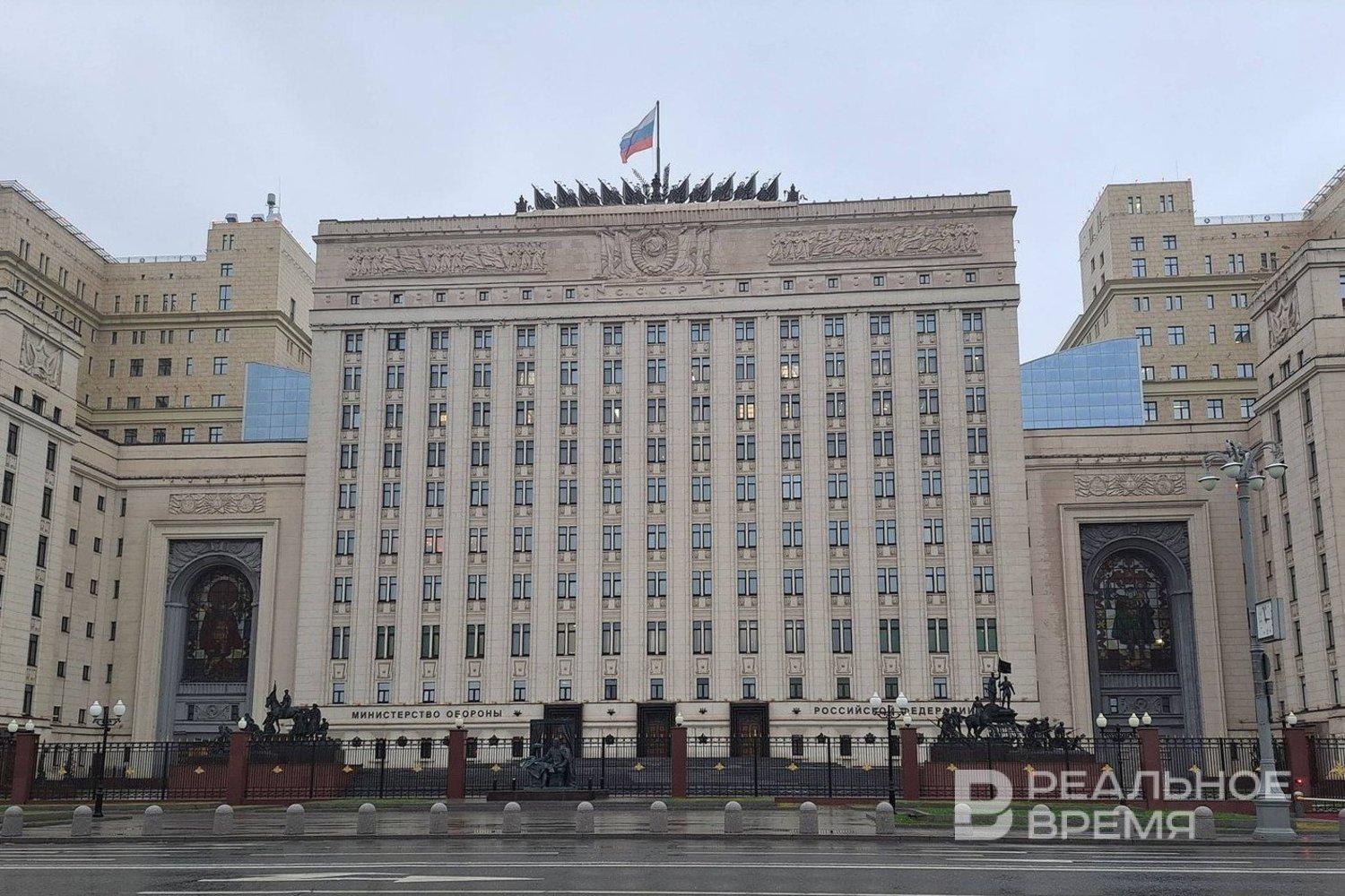 Российские ПВО за ночь уничтожили 98 украинских беспилотников