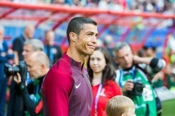 Криштиану Роналду — самый высокооплачиваемый спортсмен в 2024 году