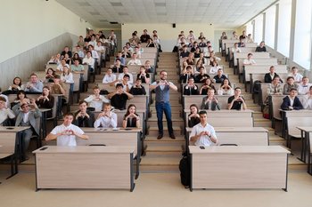 В Татарстане в 2025 году трудоустроят более 13 тыс. студентов