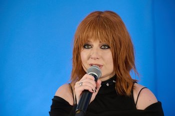 Юлия Савичева на VK Fest в Казани: «Я хочу петь как минимум до 70»