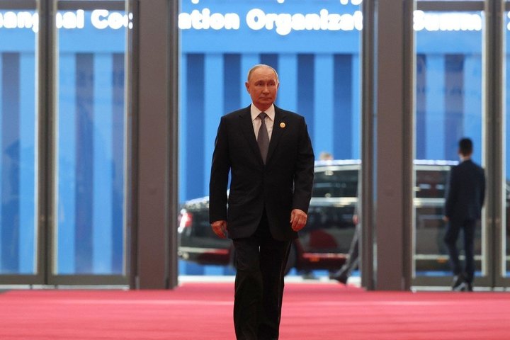 Путин провел серию двусторонних встреч на саммите ШОС в Тяньцзине