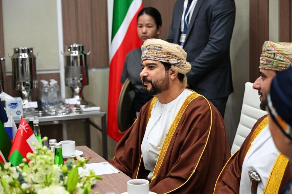 Минниханов встретился с главой экономических зон Омана