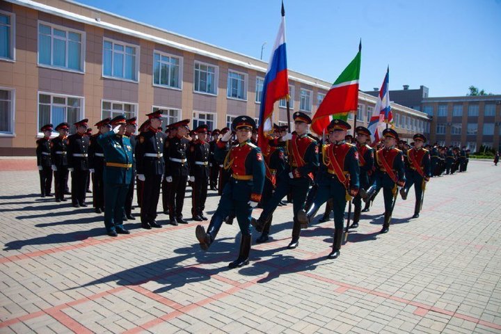 «В каждом из нас живет патриотизм»: в нижнекамском кадетском корпусе прозвучал последний звонок