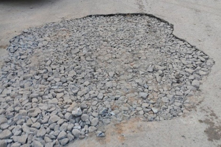 Мэрия Казани ответила на жалобу из-за незаасфальтированных дыр на улицах Кулагина и Авангардной