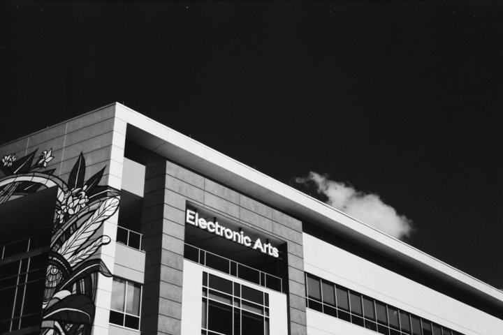 EA прогнозирует квартальные бронирования ниже ожиданий из‑за осторожных трат геймеров