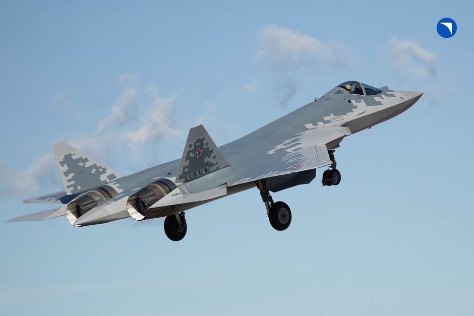 ОАК передала ВКС партию новых Су-57