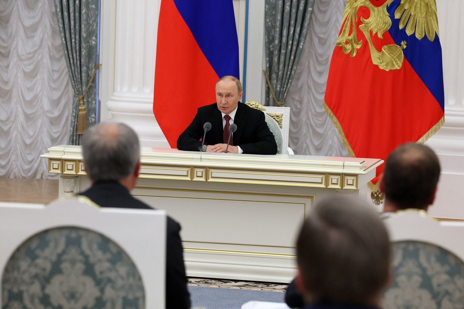 Активы владельца казанского завода продадут «РусГазДобыче» после решения Путина