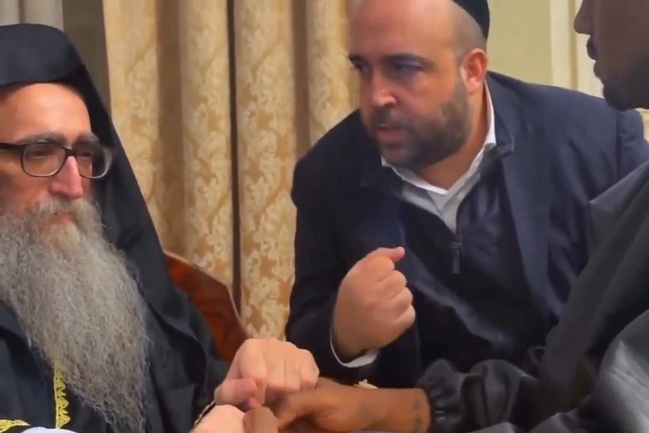 Рэпер Канье Уэст извинился перед евреями за свои антисемитские слова