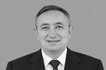 Коллектив Группы ТАИФ выражает глубокие соболезнования родным и близким Рината Абдуллина