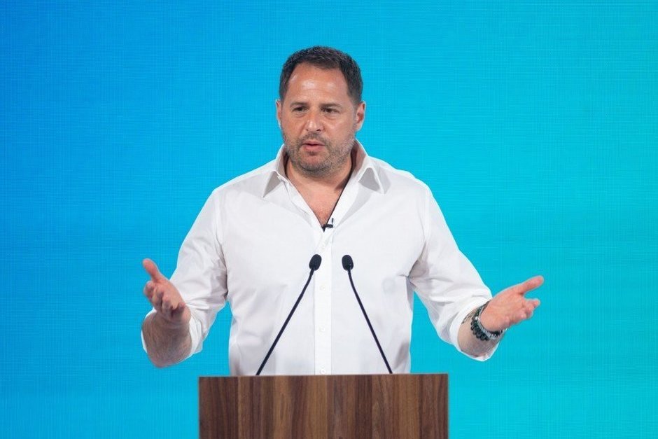 Дубинский: Ермак не уехал на фронт, а находится в здании СВР в Киеве