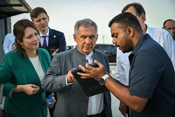 Рустам Минниханов ознакомился с работой свободной экономической зоны ОАЭ