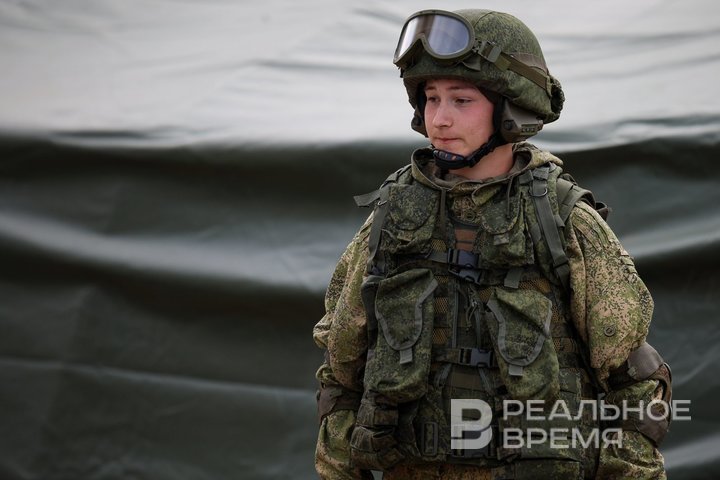 Медведев: в воинские части прибыло более 400 тысяч военнослужащих