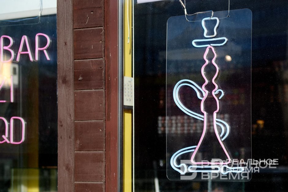 Табачная компания JTI снова сменила страну регистрации