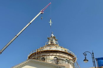 На храм Николы Тульского в Казанском монастыре воздвигли освященный крест