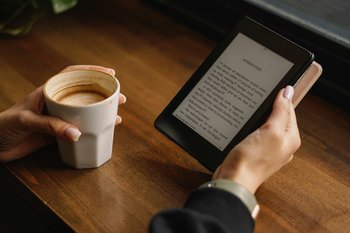 Число подписчиков Storytel выросло до 2,55 млн