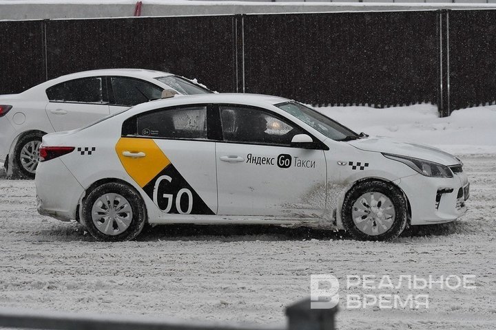 Таксистов станет меньше, стоимость за услуги вырастет— мигрантам в РТ запретят работать по ряду специальностей