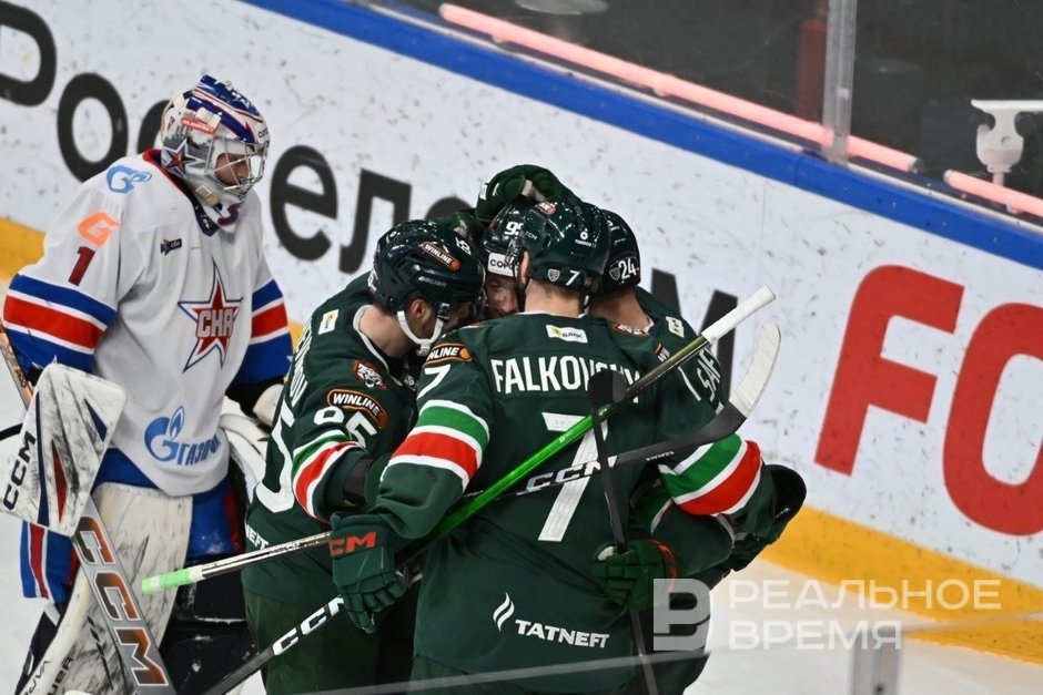 «Ак Барс» крупно обыграл СКА в Казани в матче КХЛ