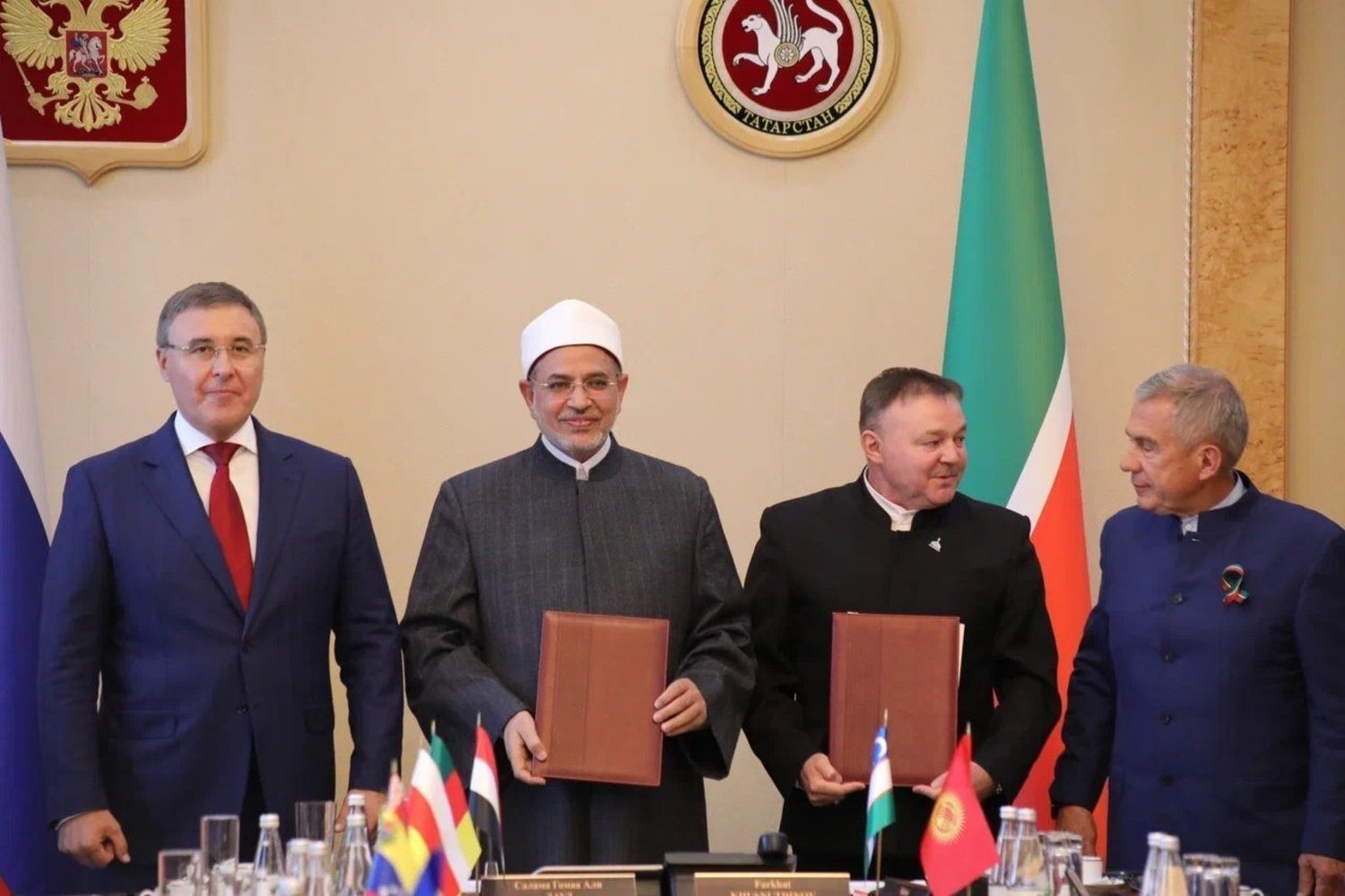 БИА и университет Аль-Азхар подписали меморандум о сотрудничестве