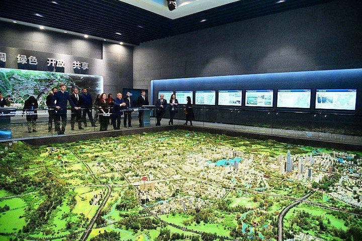 Минниханов ознакомился с концепцией нового района Тяньфу в Китае