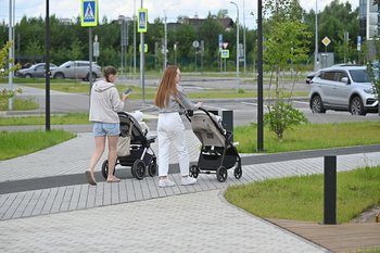 В Госдуме предложили предоставлять услуги социальных нянь по России