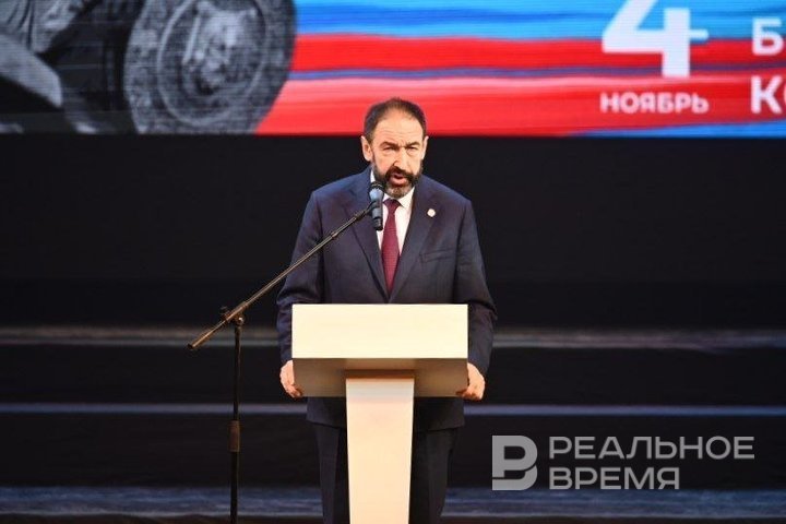 Песошин вручил госнаграды на гала-концерте фестиваля «Наш дом — Татарстан»