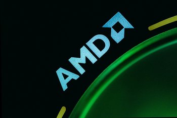Акции AMD падают на 4% после слабых результатов дата-центров