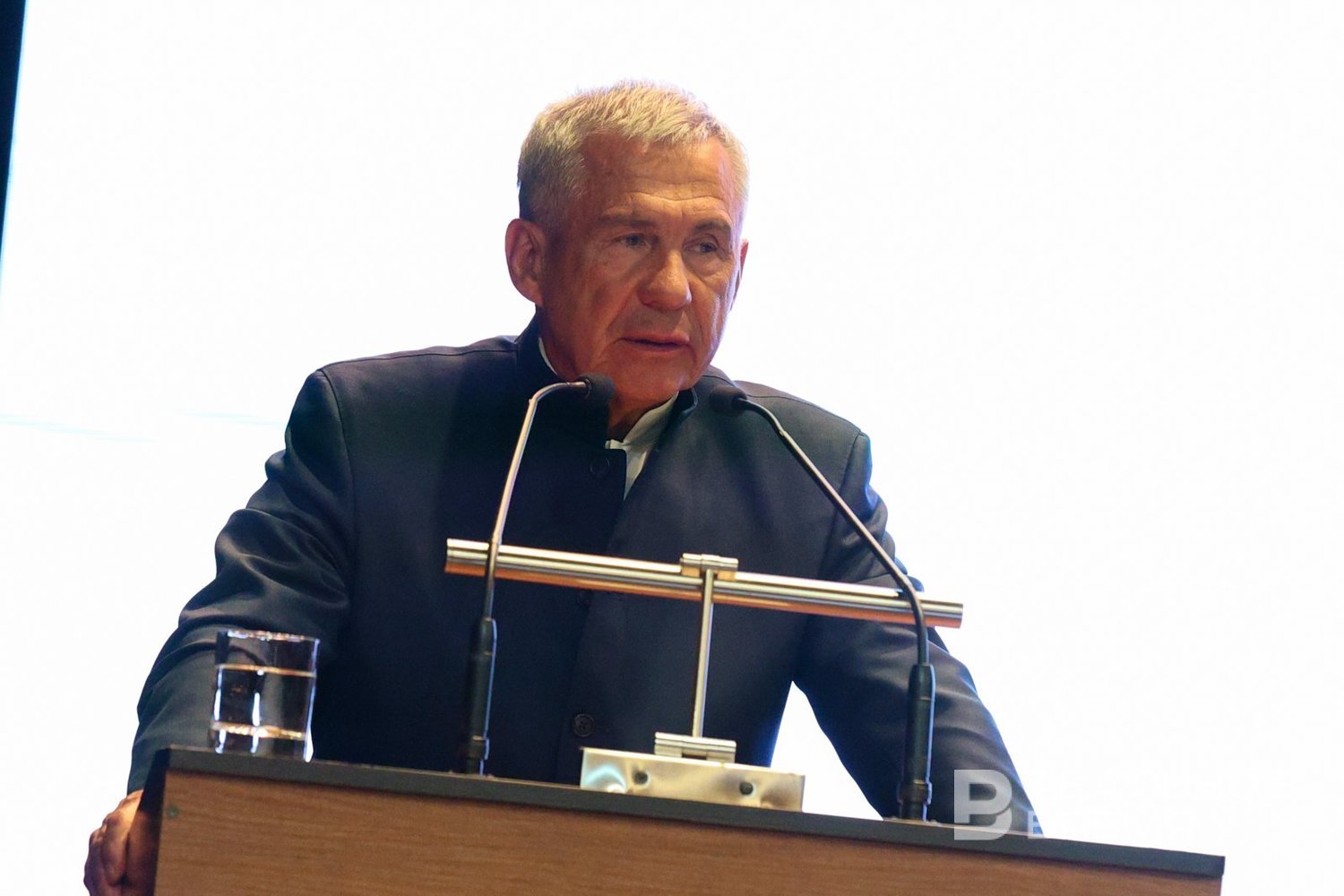 Минниханов анонсировал ряд мероприятий в Татарстане по космической тематике
