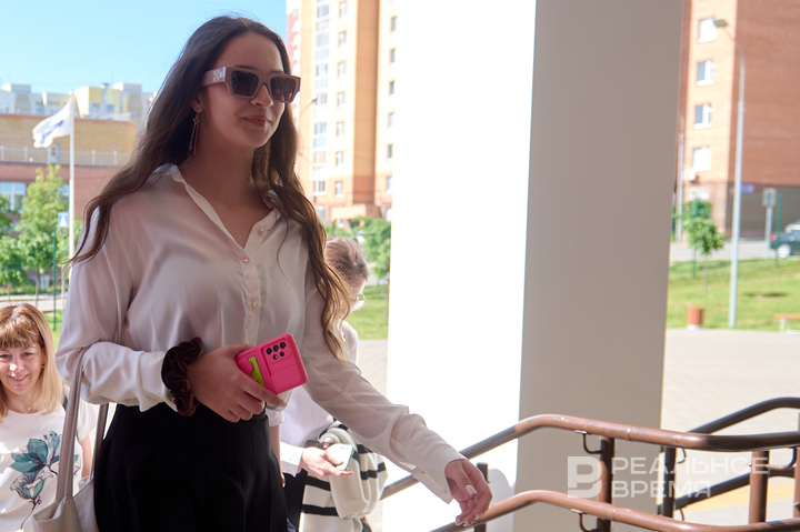 «Семья или карьера»: опрос показал, как меняются приоритеты женщин в России