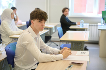 Татарстан вошел в число лидеров по количеству стобалльников на ЕГЭ 2025 года