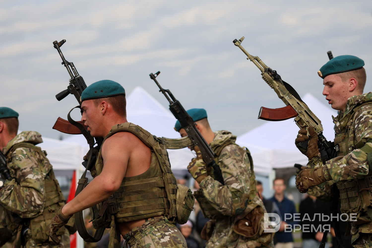 Госдума приняла в первом чтении закон о круглогодичном военном призыве