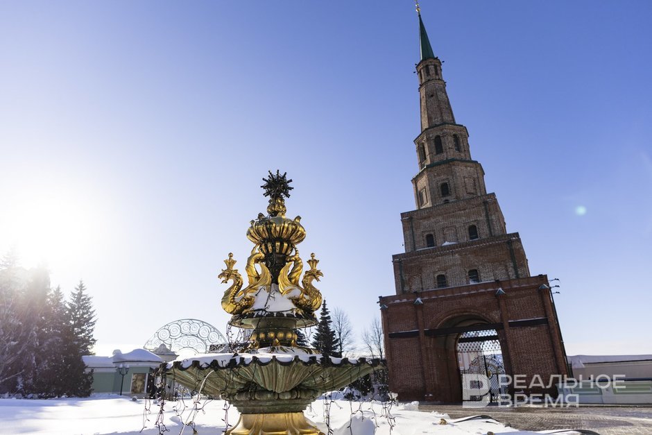 Астрофизики зафиксировали две новые вспышки на Солнце 8 февраля