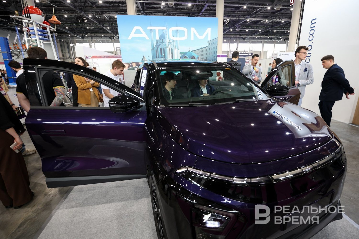 Рынок авто в РФ: легковые выросли на 16%, LCV и грузовики упали