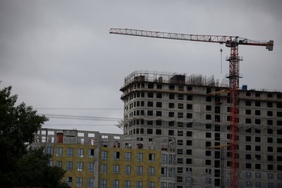 Почти 8% строящегося жилья в Татарстане возводится с задержкой
