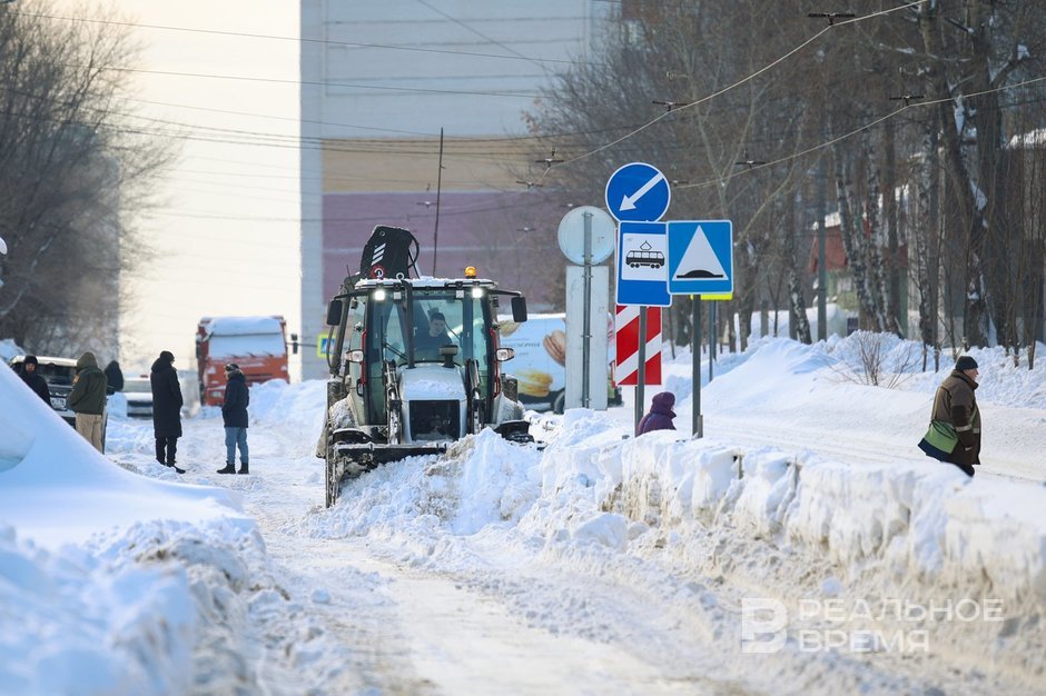 За сутки с улиц Казани вывезли 35,4 тыс. тонн снега