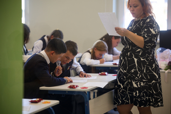 Минпросвещения учредило Совет по защите чести и достоинства педагогов