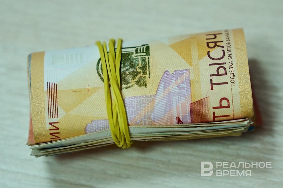 HR-эксперт призвала повысить зарплату российским ученым, чтобы специалисты не уезжали за рубеж