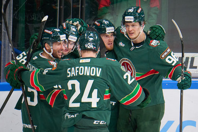 «Ак Барс» обыграл «Трактор» в Казани в матче с пятью голами