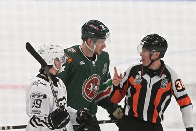 Форвард «Трактора» Кравцов пропустит третий матч серии с казанским «Ак Барсом»