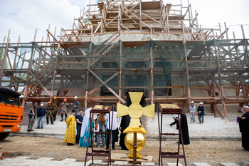 Минниханов проверил ход реставрации казанского храма-памятника павшим воинам