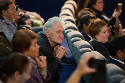 Netflix изменил способ оплаты в сделке с Warner Bros. Discovery