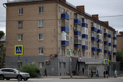 Ввод жилья в России вырос на 8,2% вопреки прогнозу падения на 11%