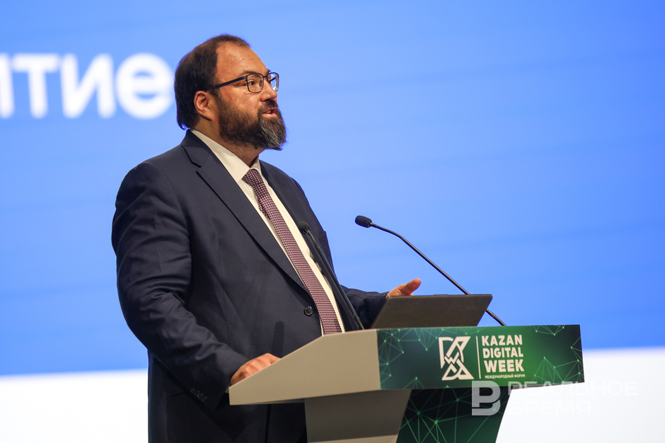 Шадаев: список доступных сайтов при ограничениях интернета будет еженедельно обновляться