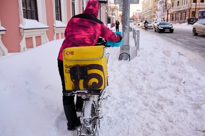 В Казани разработают ПДД для велокурьеров
