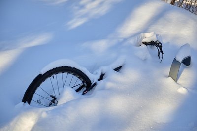 Более 1300 нарушений содержания территорий выявили в Казани за зимний период